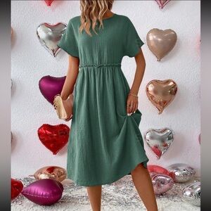 SHEIN Lune Batwing Sleeve Dress